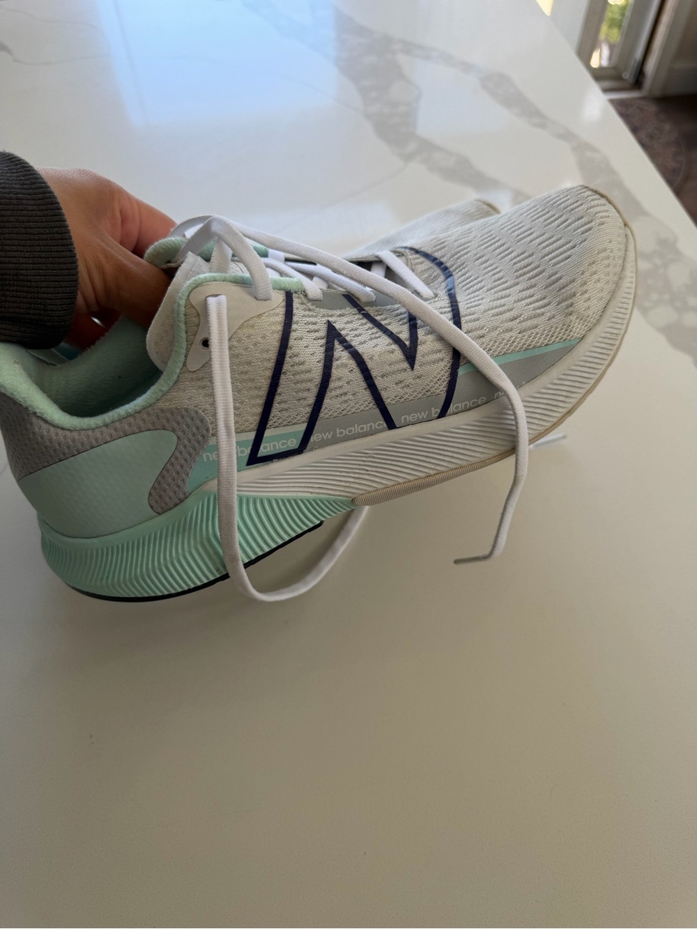 Size 10 - New Balance FuelCell Propel v2 Arctic Fox White Mint